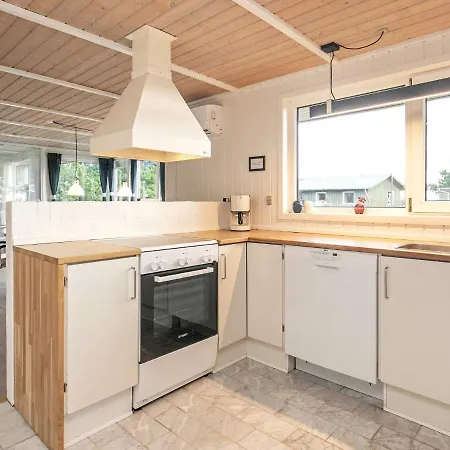 8 Person Holiday In Bl Vand